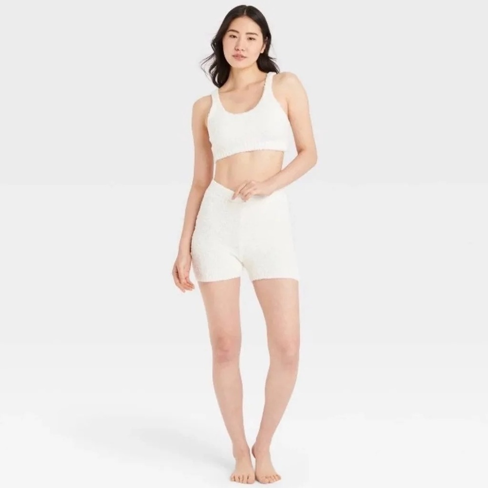 Colsie White Fuzzy Knit Crop Bra Top & Shorts Plush Lounge 2 Piece Set Size L - Picture 1 of 11